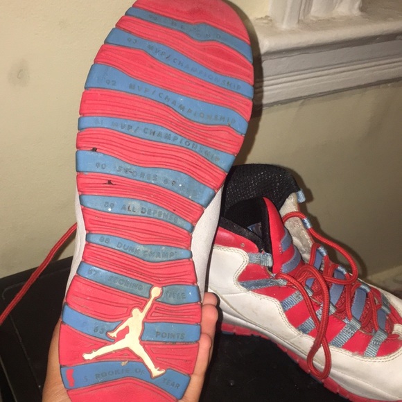 red white and blue 10s